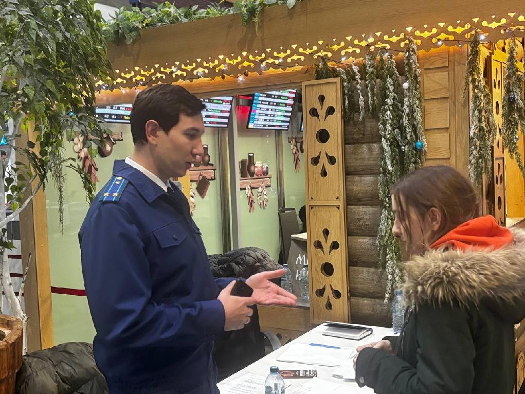 По поручению Северо-Западного транспортного прокурора Владимира Владимирова продолжаются надзорные мероприятия по фактам  задержек в Пулково