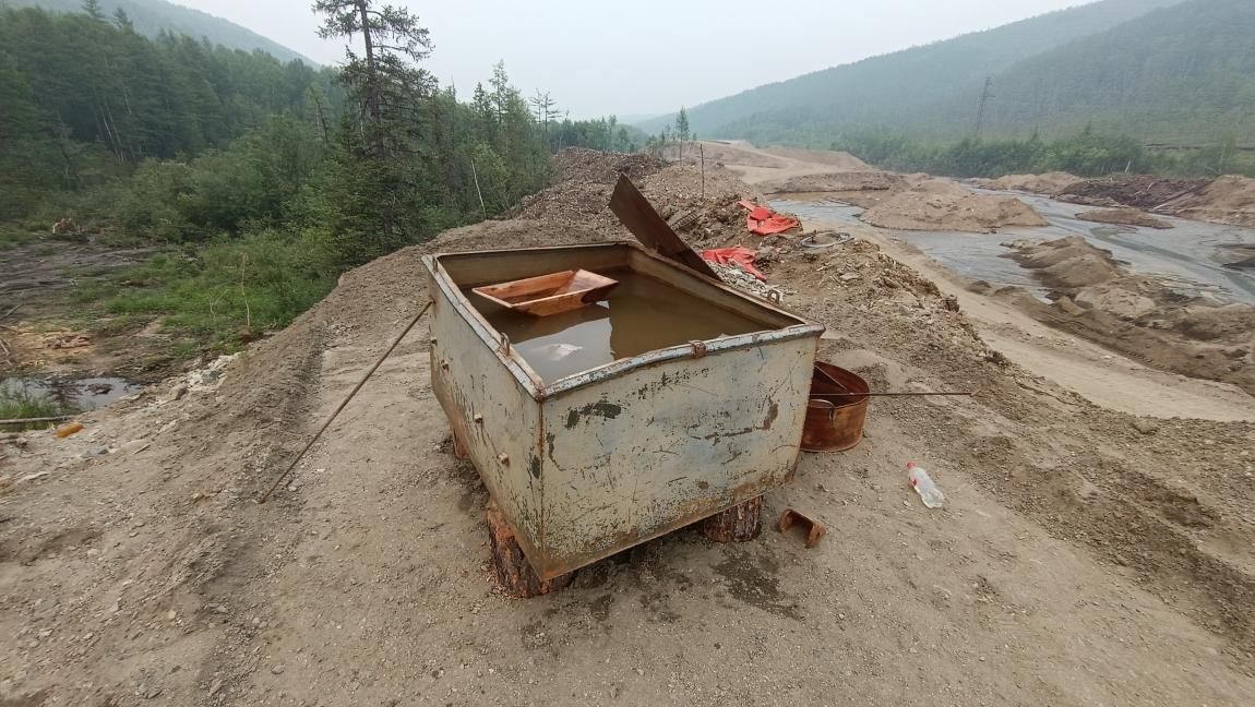 В Амурской области по иску природоохранного прокурора судом с недропользователя взыскан 1 млн рублей ущерба, причиненного водному объекту