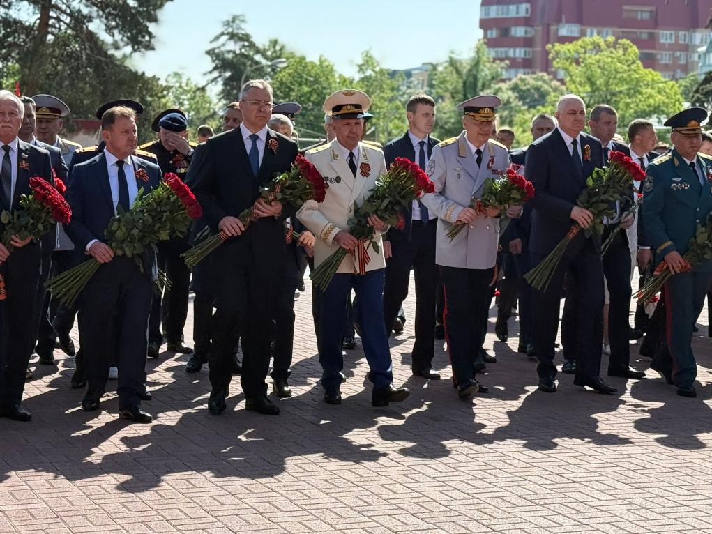 Прокурор края Юрий Немкин принял участие в торжественных мероприятиях, посвященных Победе в Великой Отечественной войне