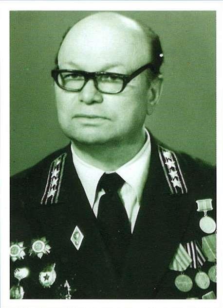 Литвиненко  Александр Филиппович