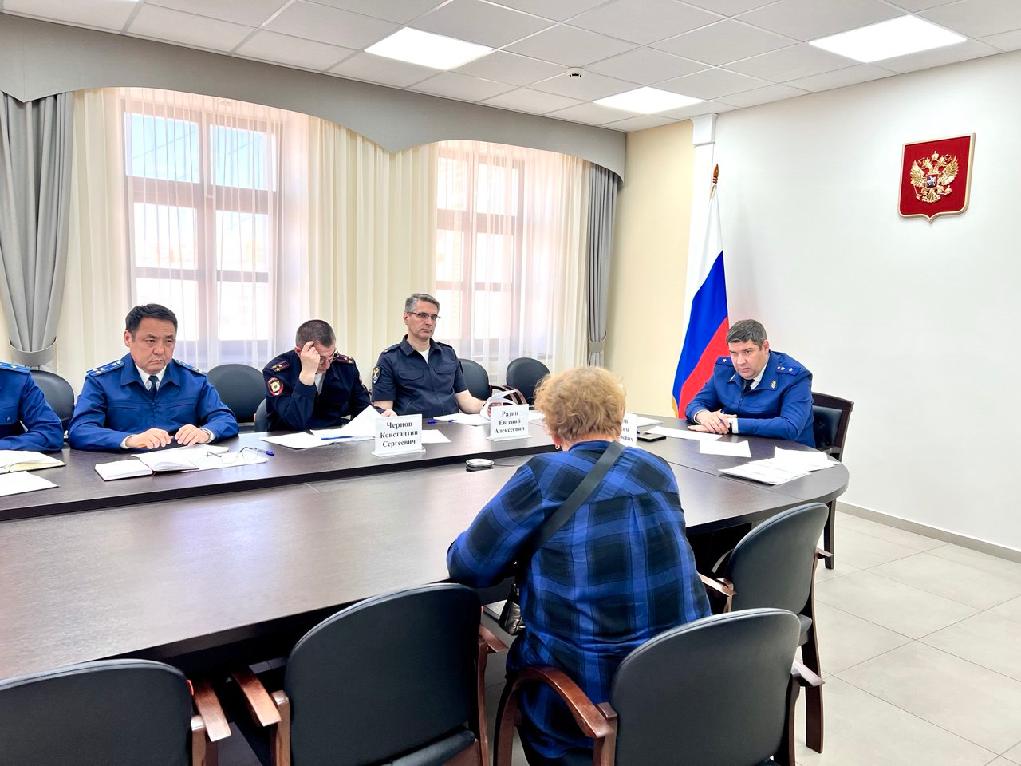 Прокурор Республики Саха (Якутия) Максим Попов с участием представителей МВД по Республике Саха (Якутия) провел личный прием жителей г. Якутска
