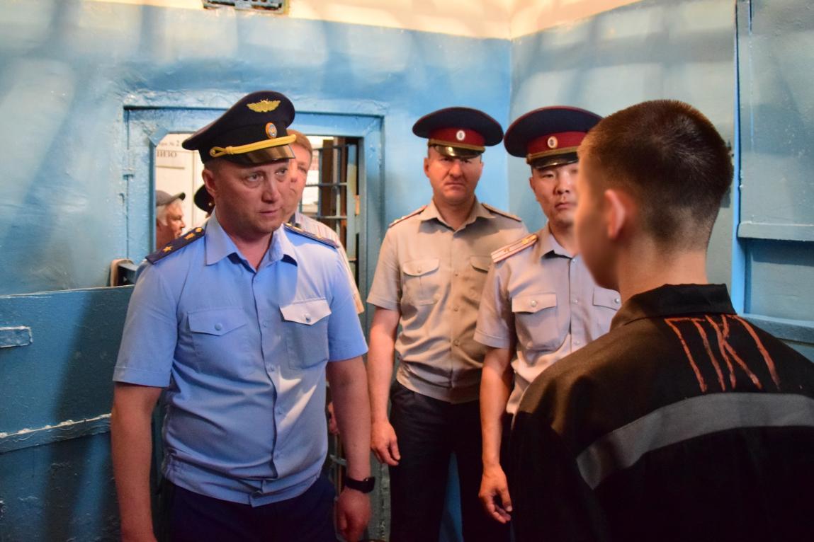 Прокурор Республики Бурятия проверил условия содержания осужденных в исправительной колонии