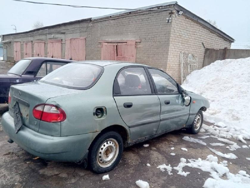 В Мурашах осужден 22-летний злостный нарушитель правил дорожного движения за повторное вождение автомобиля при наличии признаков опьянения