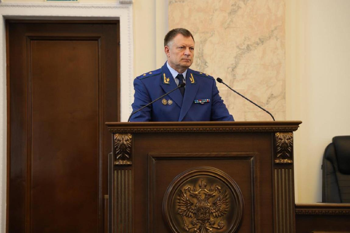 Депутаты Законодательного Собрания края единогласно поддержали законодательную инициативу прокурора края