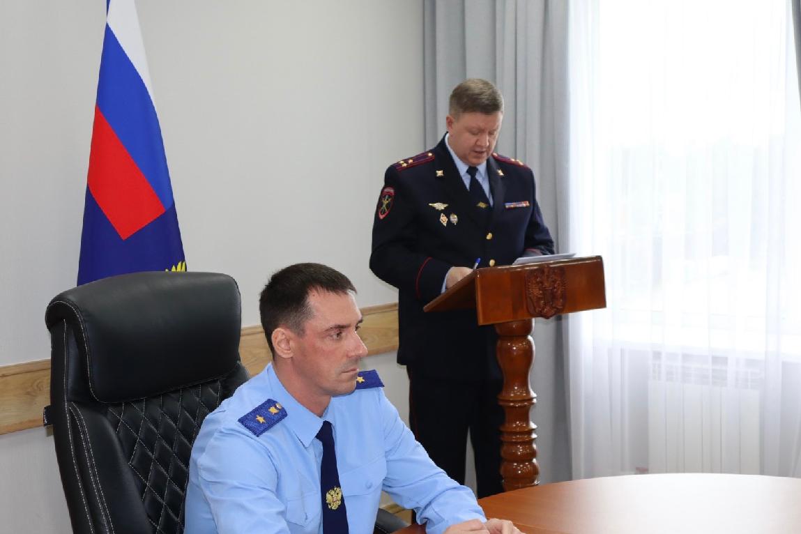 Прокурор Томской области Сергей Ломакин обсудил с правоохранителями эффективность деятельности по предупреждению тяжких и особо тяжких преступлений против личности