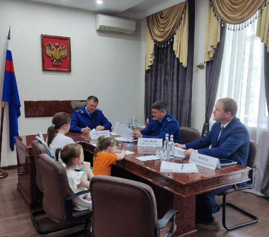 Прокурор Краснодарского края Сергей Табельский провел прием граждан в городе-курорте Анапа