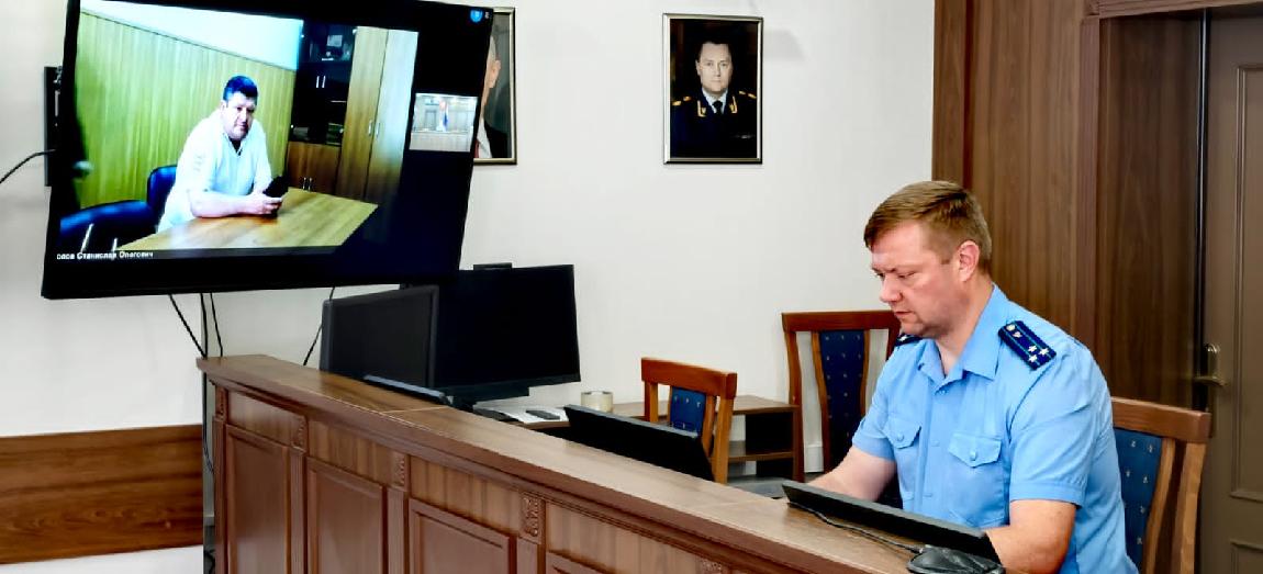 Заместитель Южного транспортного прокурора провел прием граждан