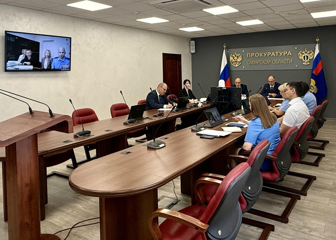 Прокурор Самарской области Сергей Берижицкий провел прием предпринимателей Кошкинского района