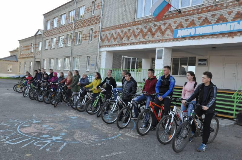 Погода в шатрово курганской. Шатровская СОШ Курганская область. Школа Курганская область Шатрово средняя. Бариновская средняя школа. Прокуратура Шатровского района.