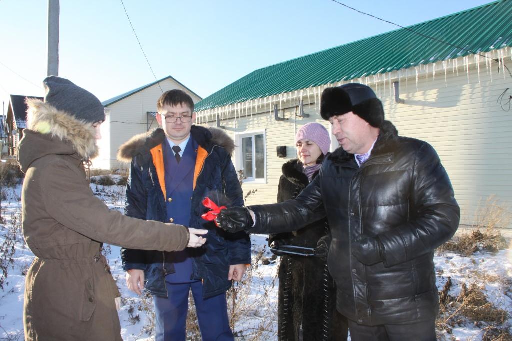 Погода в исаклах на сегодня. Павел грибов прокурор Исаклинского района. Прокуратура Исаклинского района. Прокурор Исаклинского района Самарской области новый. Прокурор Исаклинского района Журба.