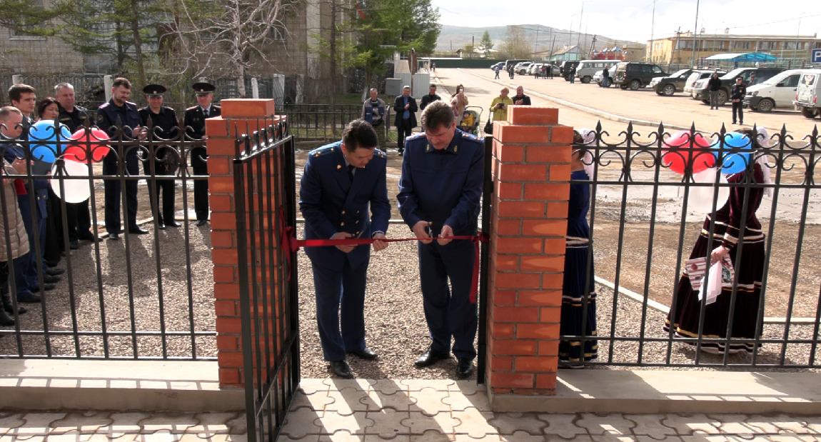 Погода в забайкальском крае алек завод. Алек-завод Забайкальский край. Село Алек завод Забайкальский край. Александровский завод Забайкальский край Церковь.