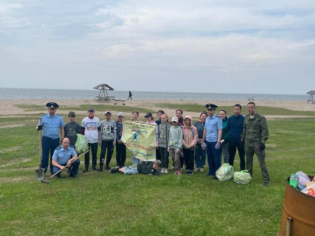 Погода на неделю бурятия кабанский. Посольск Кабанский район Бурятия. Мусор на Байкале. Экологический десант в лагере. Щучка озеро Бурятия.