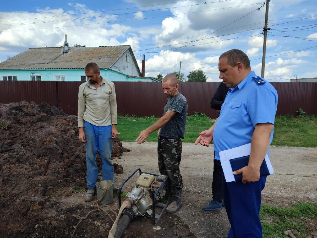 День села самарское. Село Никитинка Елховский район. Прокурор Елховского района Самарской области. Самарская область Елховский район село Никитинка водопровод. Прокуратура Елховского района Самарской области.