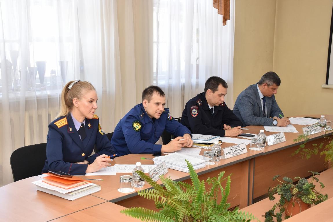 Хабаровск прокуратура сайт. Прокуратура г. Хабаровска, Хабаровск. Прокуратура Хабаровского района Хабаровского края. Прокурор центрального района г Хабаровска.