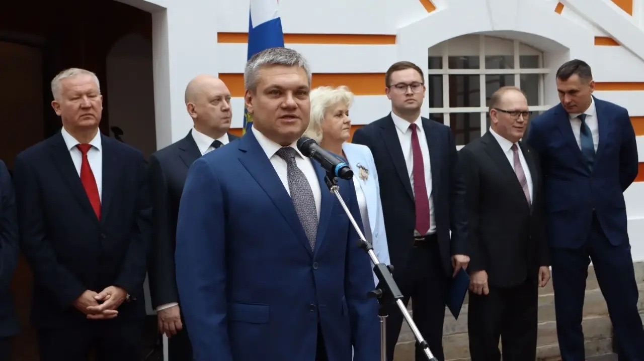 ️Прокурор Ленинградской области принял участие в торжественном вручении дипломов выпускникам Санкт-Петербургского филиала Университета прокуратуры Российской Федерации