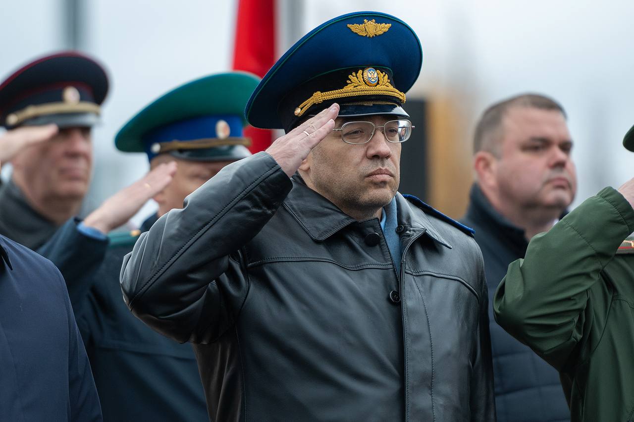 Прокурор Ямало-Ненецкого автономного округа Дмитрий Конош простился с ветераном Великой Отечественной войны