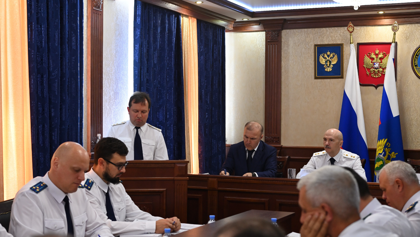 Заместитель Генерального прокурора Российской Федерации Сергей Бажутов принял участие в подведении итогов работы прокуратуры Республики Адыгея
