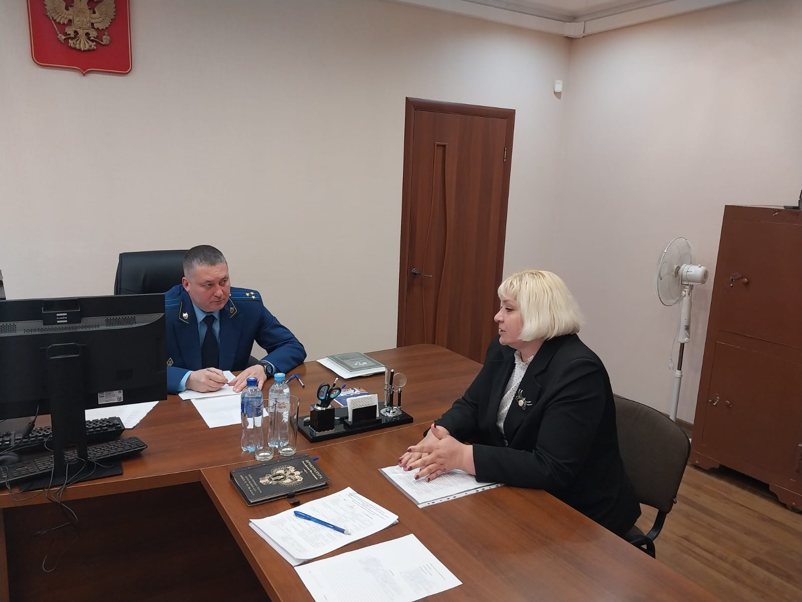 В Новосильском районе работала мобильная приемная прокурора области