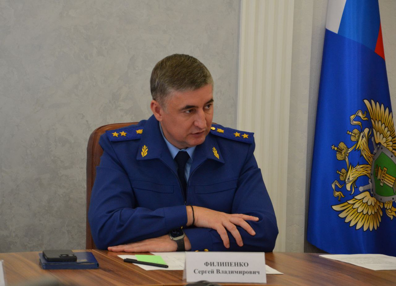Прокурор Саратовской области Сергей Филипенко провел личный прием жителей региона, в том числе предпринимателей