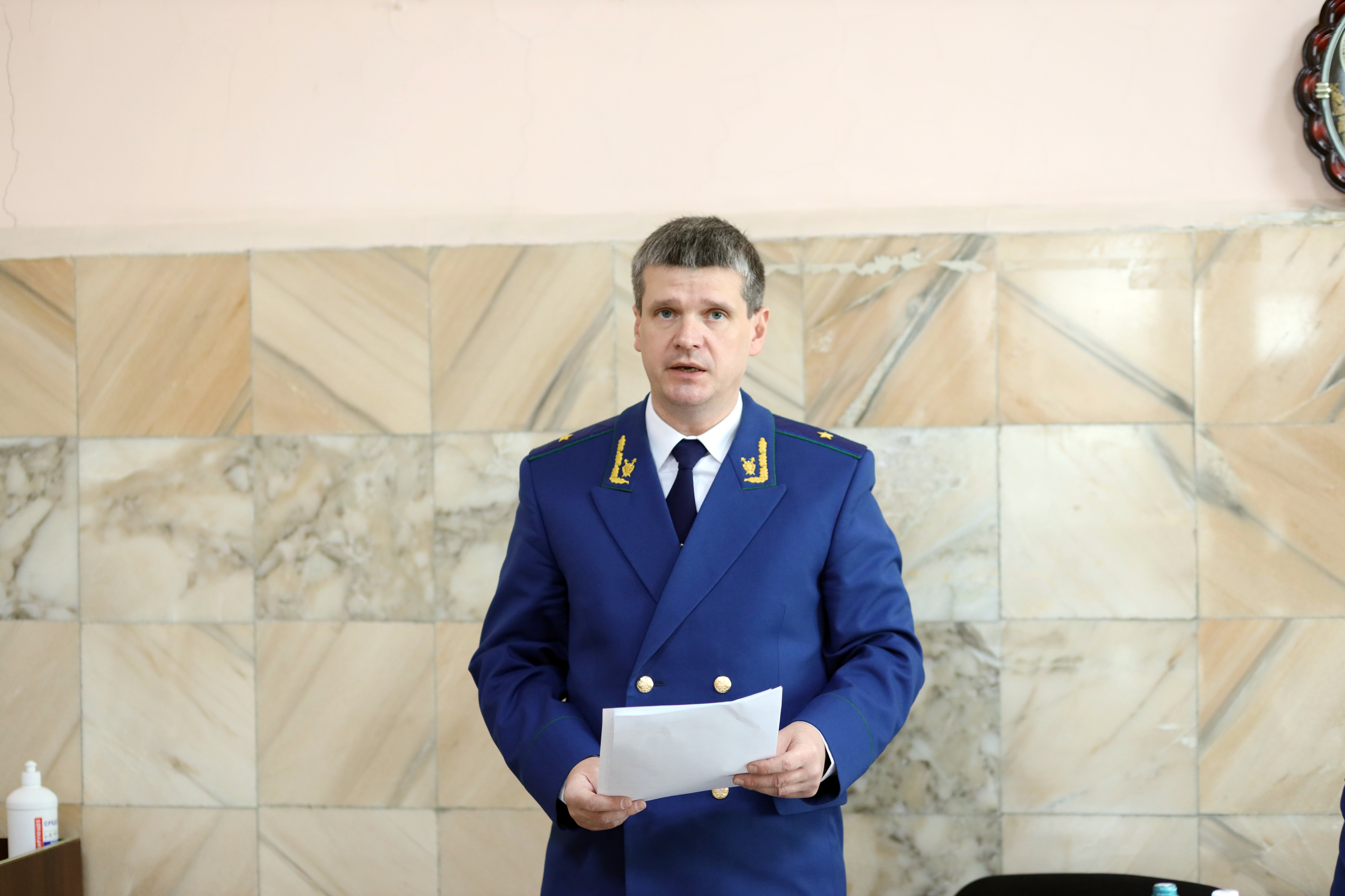 Прокурор Забайкальского края Александр Яновский поддержал в Сретенском районном суде государственное обвинение по уголовному делу об умышленном причинении тяжкого вреда здоровью