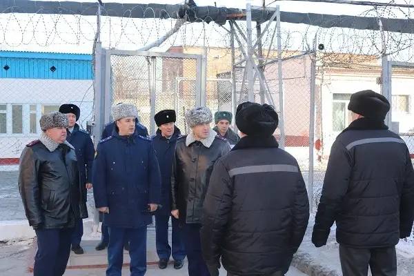 Прокурор края Сергей Столяров проверил условия содержания в лечебно-исправительной колонии N 23 ГУФСИН России по Приморскому краю