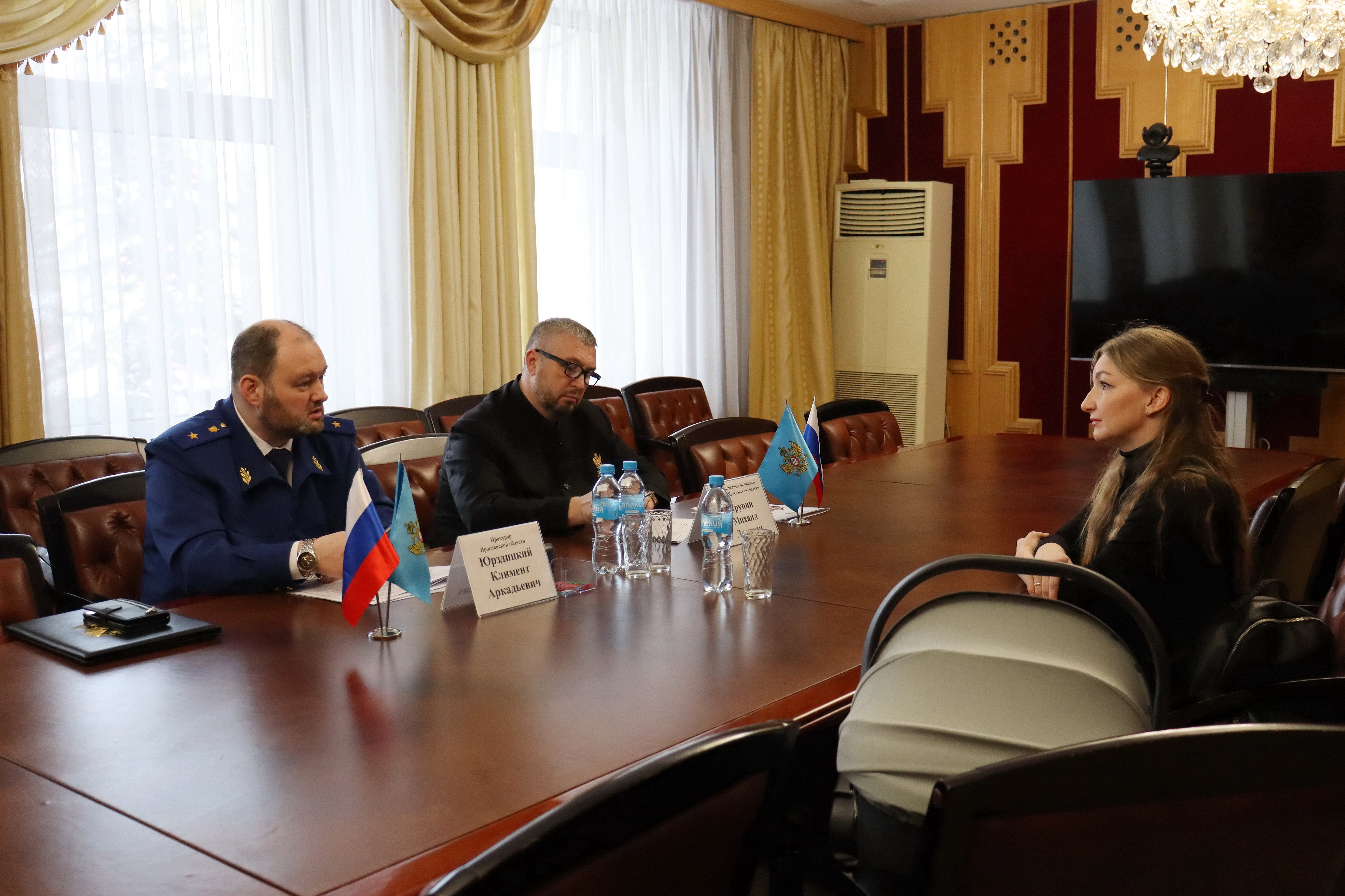Прокурор Ярославской области Климент Юрздицкий и региональный Уполномоченный по правам ребенка Михаил Крупин провели совместный прием граждан