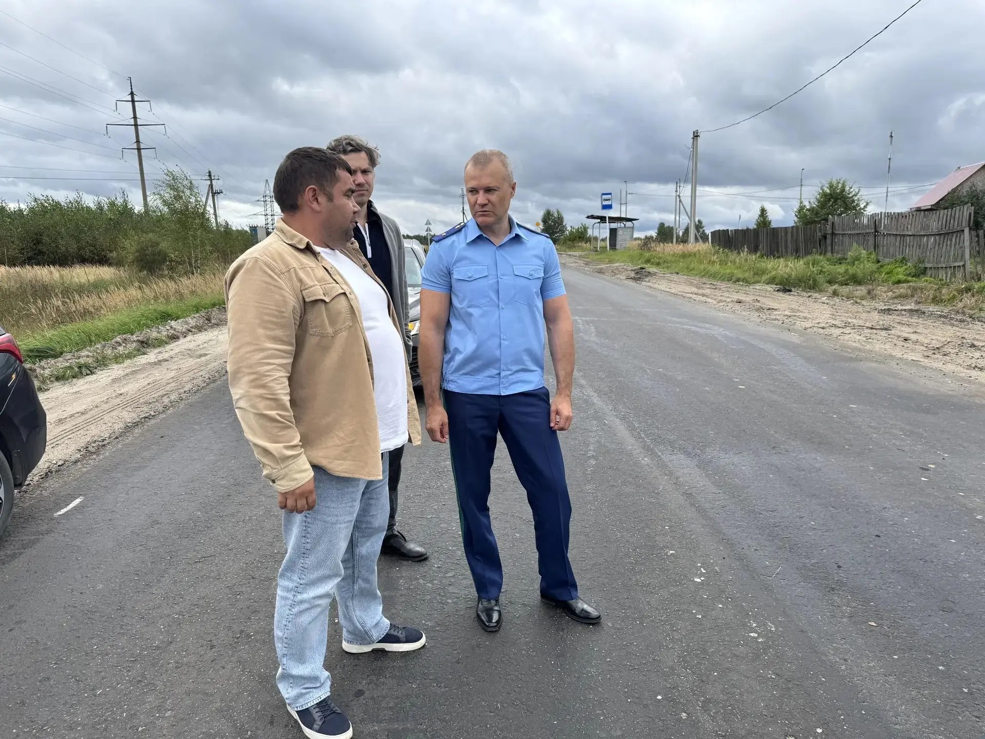 Прокурор Ивановской области провел тематический прием граждан и проверил ход выполнения работ на объектах нацпроектов в Лежневе