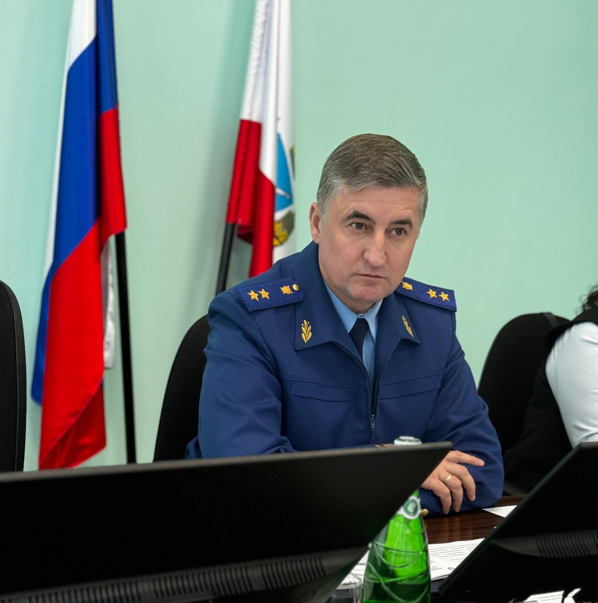 Прокурор Саратовской области Сергей Филипенко продолжил проведение встреч с представителями бизнес-сообщества районов