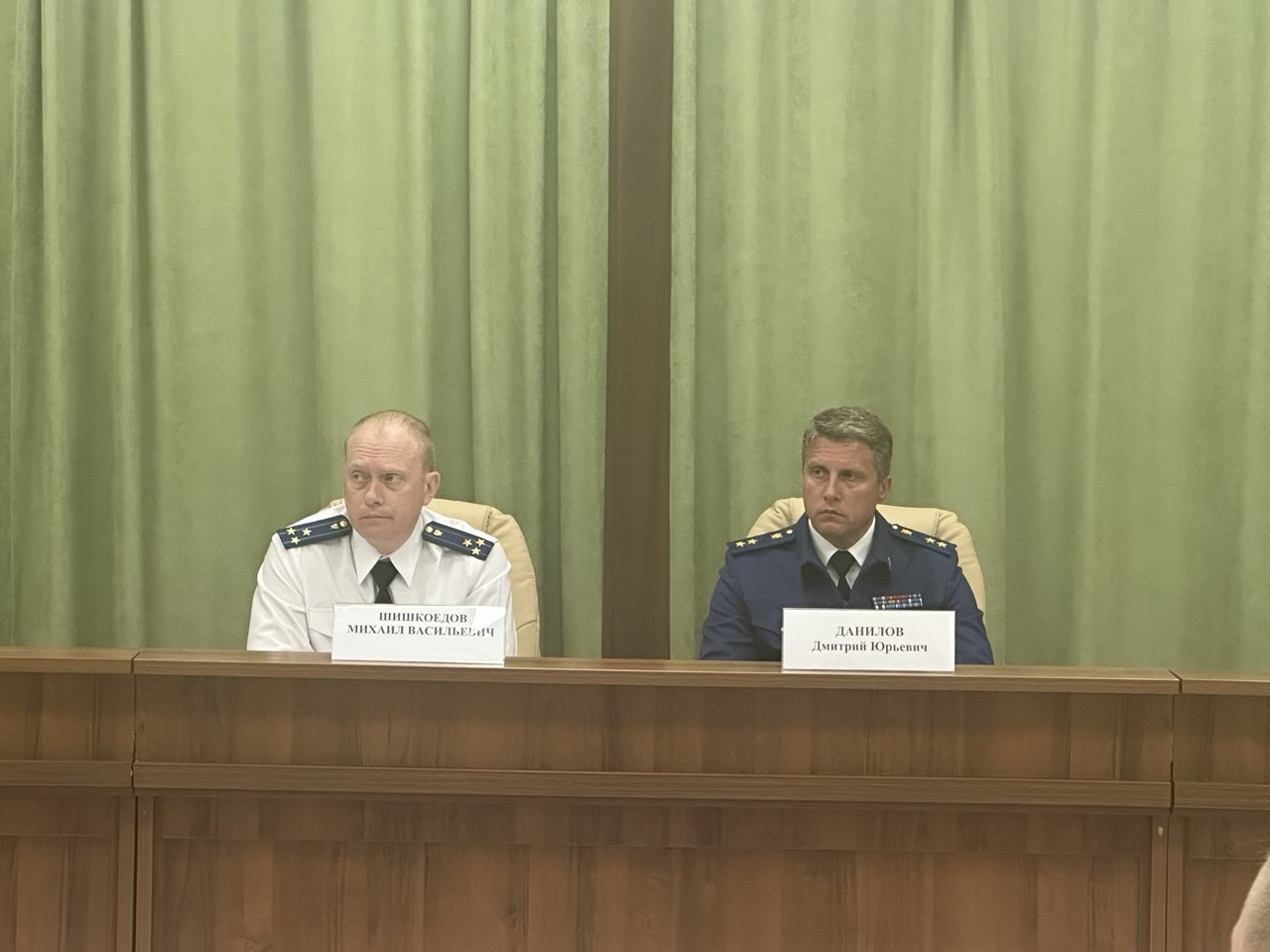 В Байкальской межрегиональной природоохранной прокуратуре обсуждена работа по укреплению законности и правопорядка в экологической сфере на Байкальской природной территории и в бассейне реки Ангары в текущем году