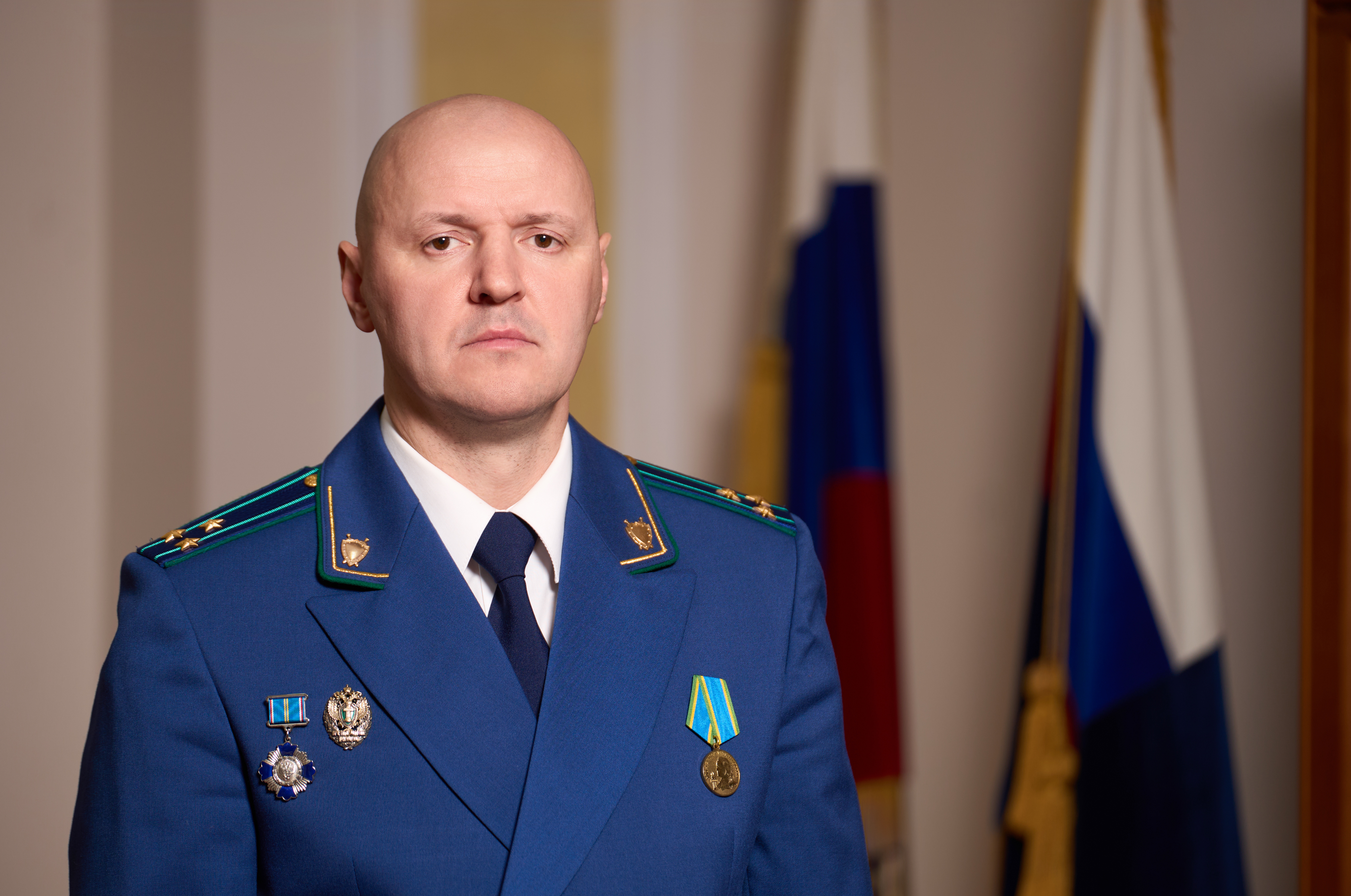 Поздравление прокурора автономного округа Дмитрия Попова  с Днем Конституции Российской Федерации