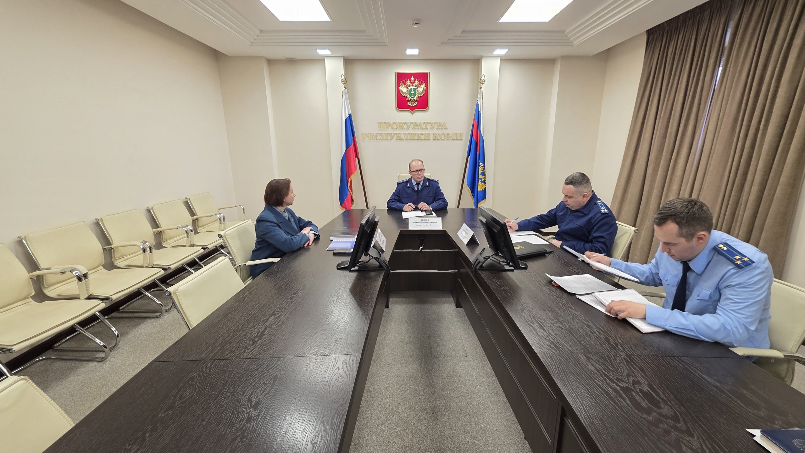 Прокурор Республики Коми провел рабочую встречу с Уполномоченным по правам ребенка в Республике Коми
