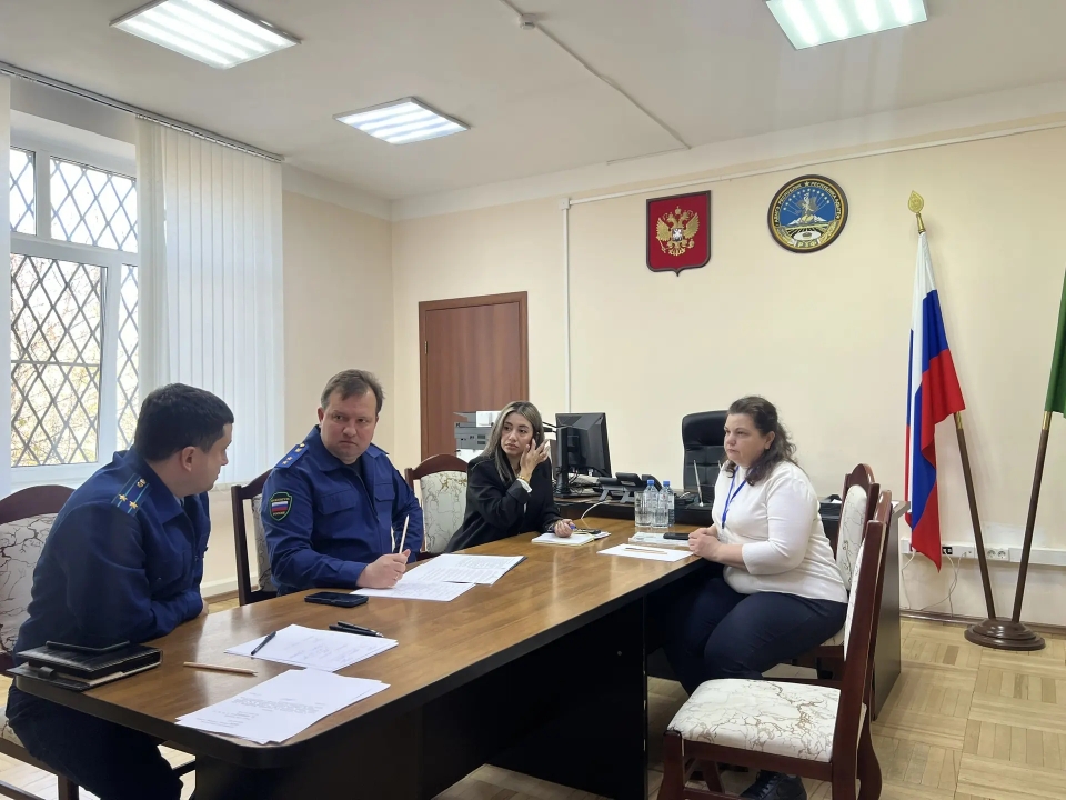 Прокурор Республики Адыгея Игорь Шевченко провел личный прием граждан в Теучежской межрайонной прокуратуре