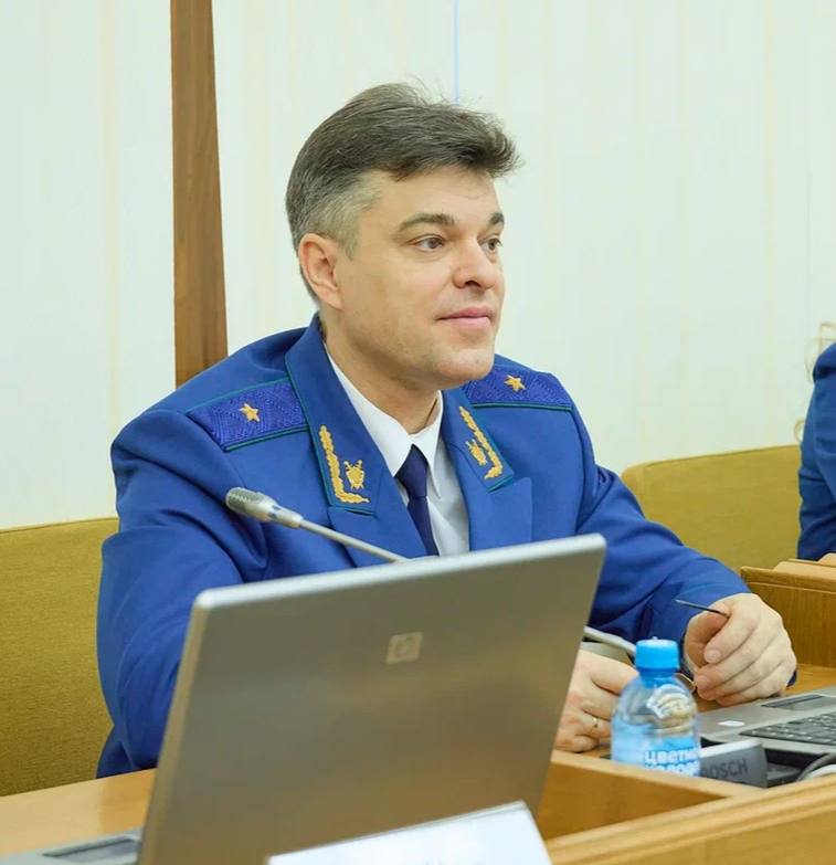 Прокурор области Константин Жиляков принял участие в заседании сессии Законодательного Собрания Калужской области