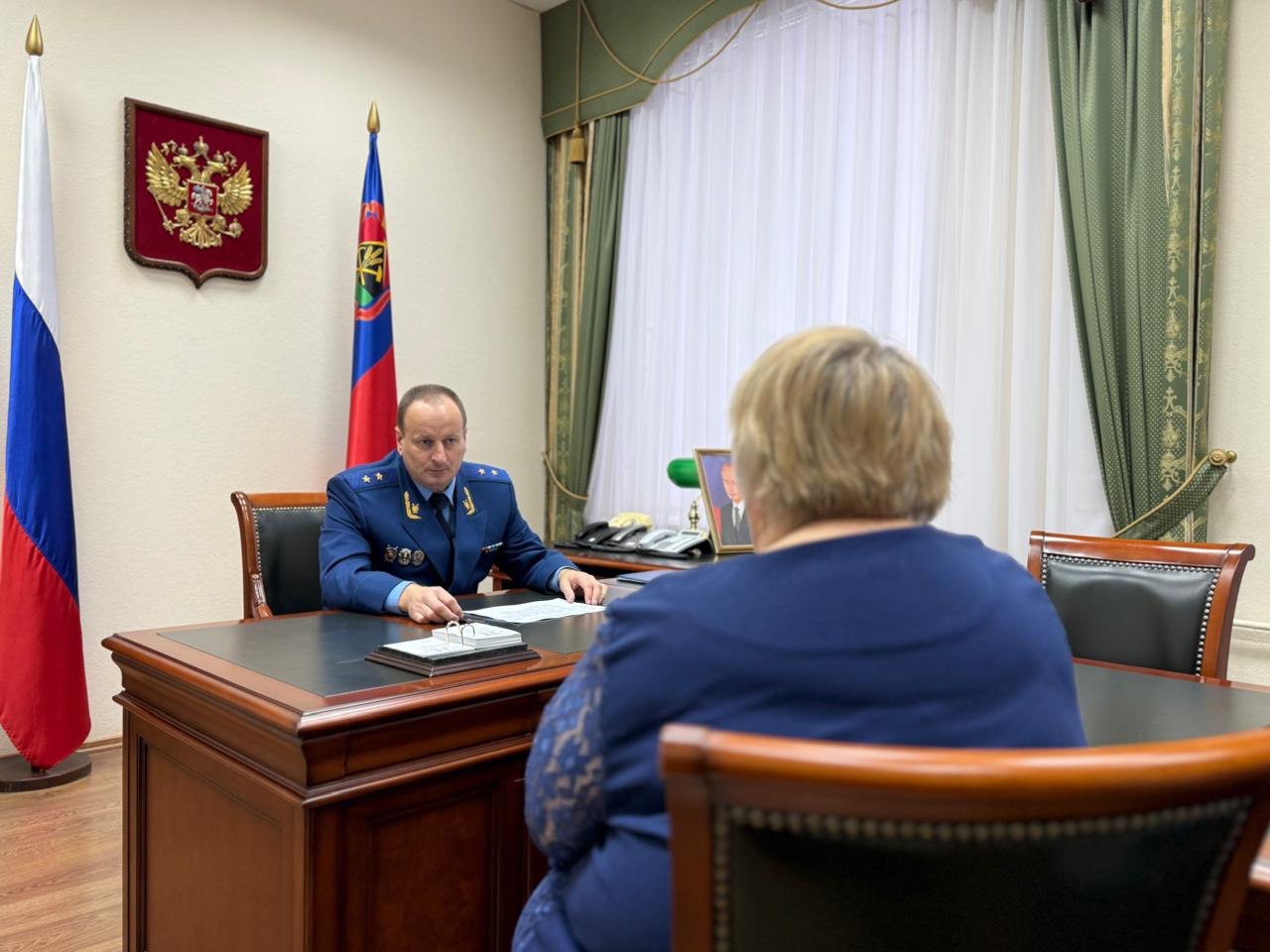 Прокурор Кемеровской области - Кузбасса провел личный прием жителей региона в приемной Президента Российской Федерации