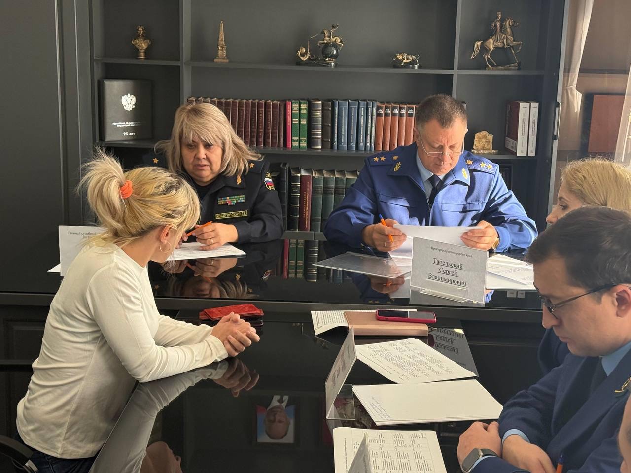 Прокурором края с участием руководителя ГУ ФССП России по Краснодарскому краю проведен личный прием граждан