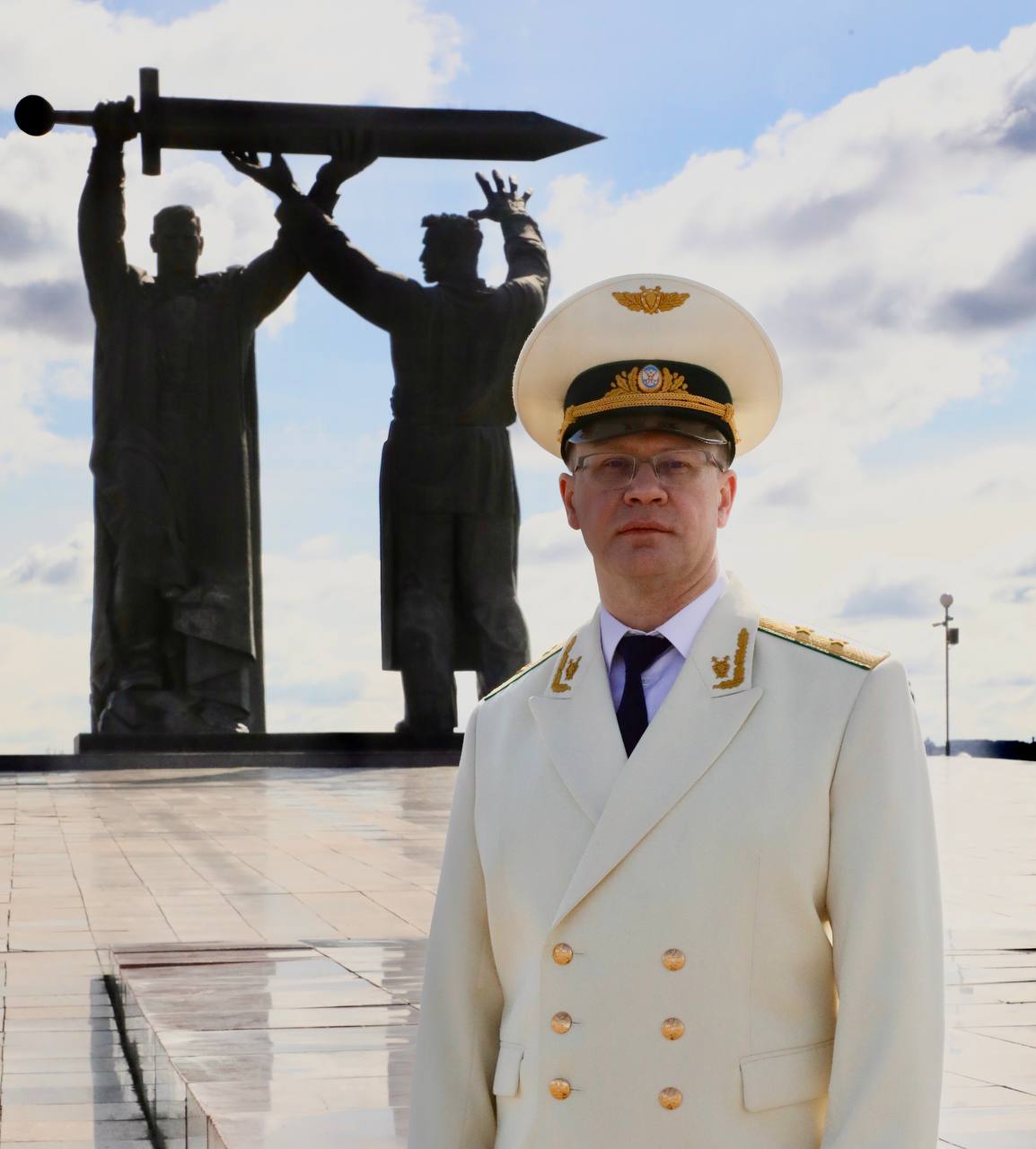 Поздравление прокурора Челябинской области Игоря Донгаузера с Днем Победы