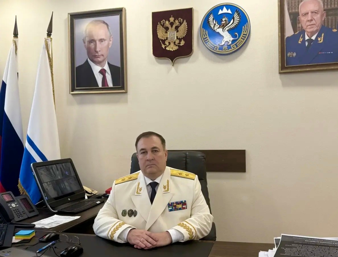 Поздравление прокурора Республики Алтай Анатолия Богданчикова с Днем образования Республики Алтай