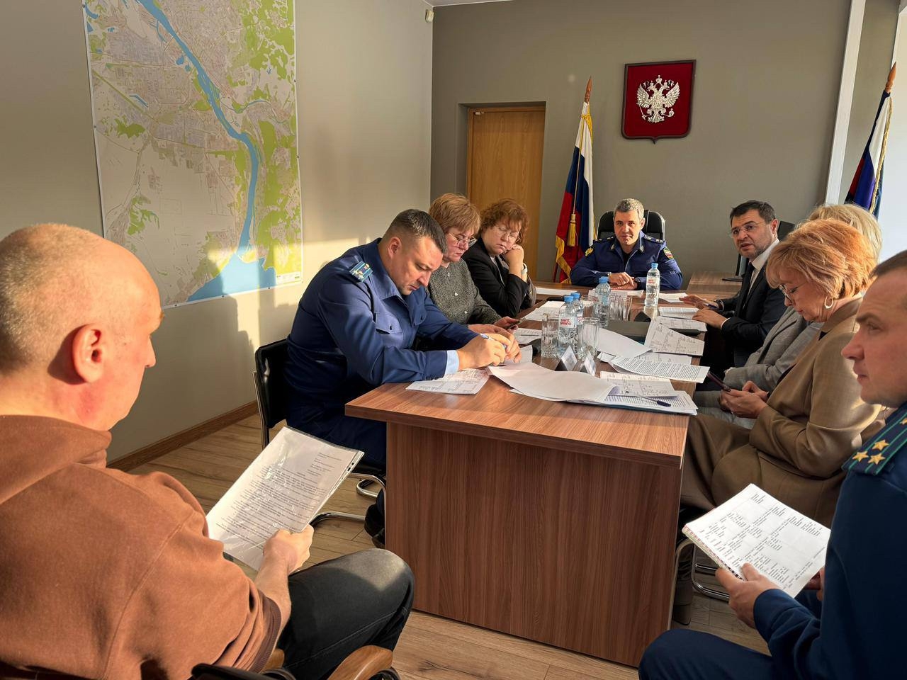 Прокурор Новосибирской области Александр Бучман провел личный прием граждан совместно с министром труда и социального развития Новосибирской области Еленой Бахаревой и министром здравоохранения Новосибирской области Ростиславом Заблоцким