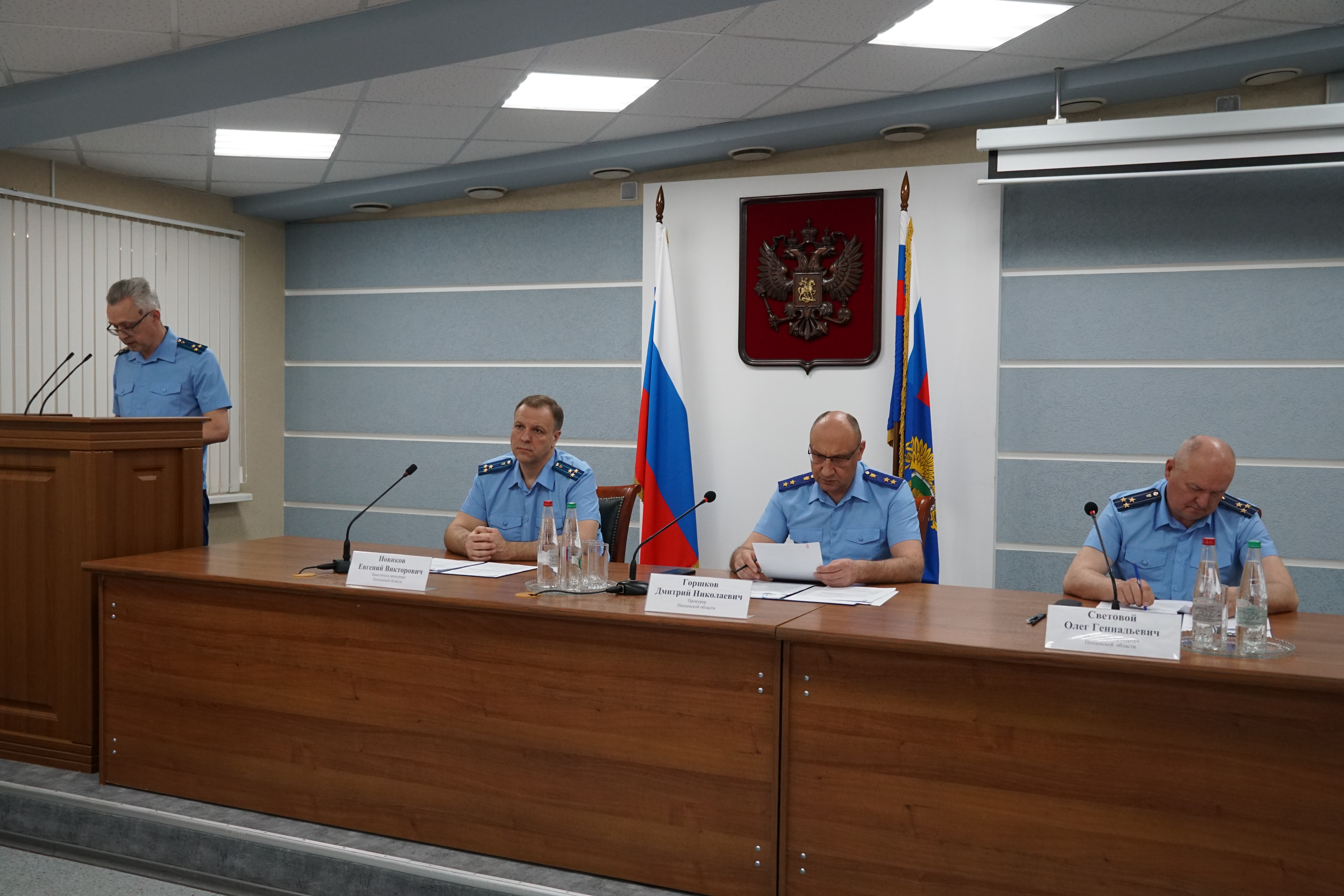 На расширенном заседании коллегии под председательством Дмитрия Горшкова рассмотрены вопросы реализации региональными органами власти и местного самоуправления возложенных законом полномочий 