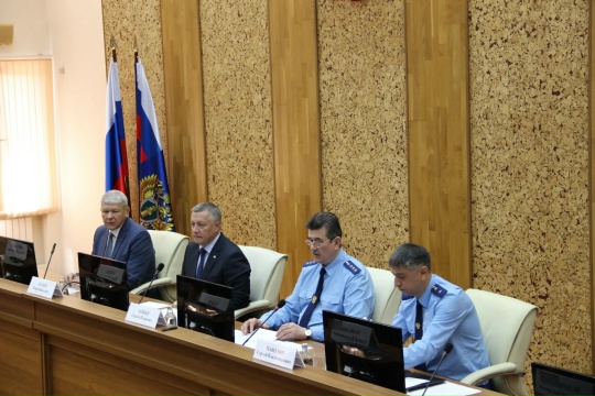 Заместитель Генерального прокурора России Сергей Зайцев представил прокурора Иркутской области