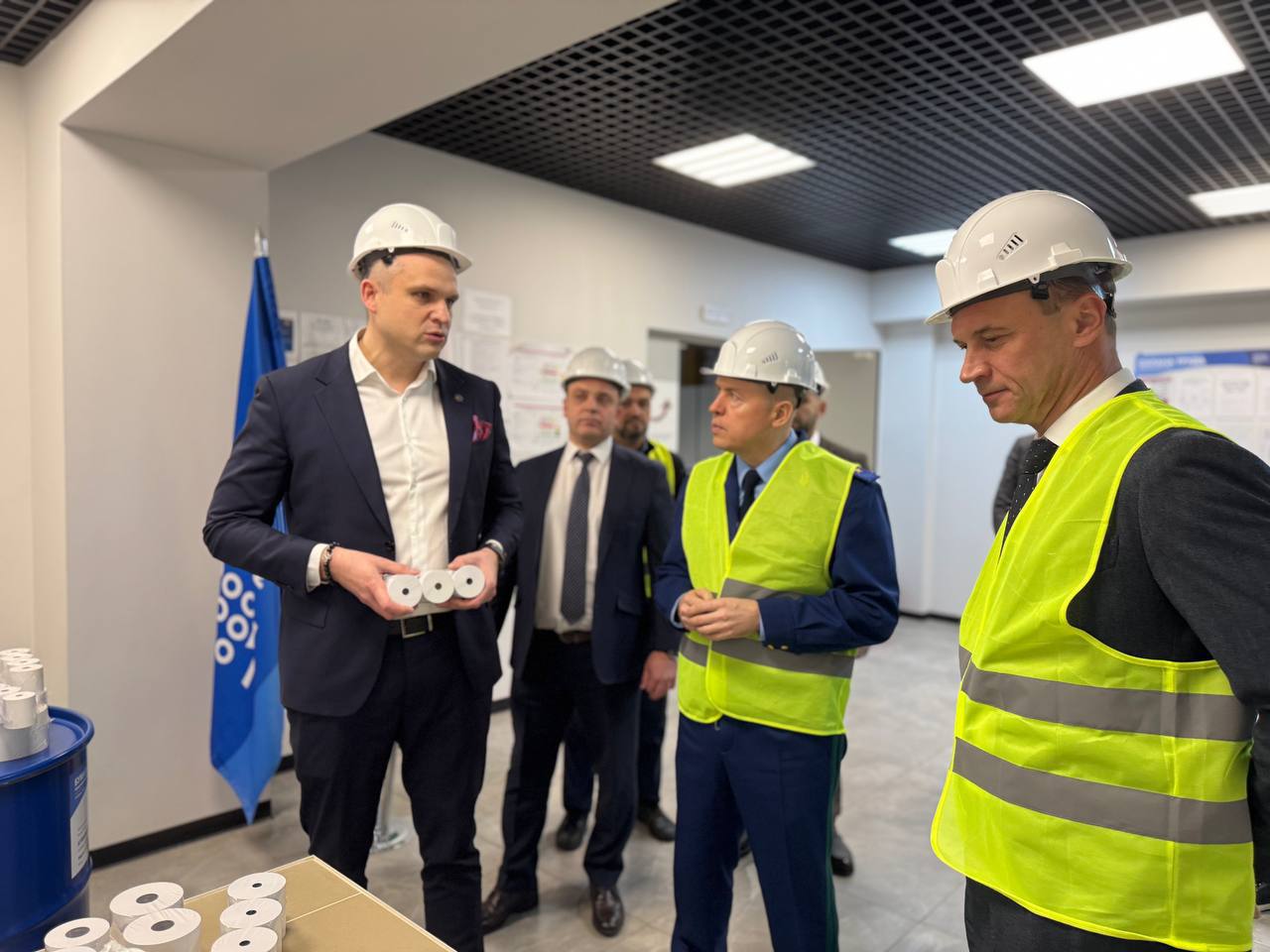 Прокурор Тюменской области посетил Боровскую бумажную компанию