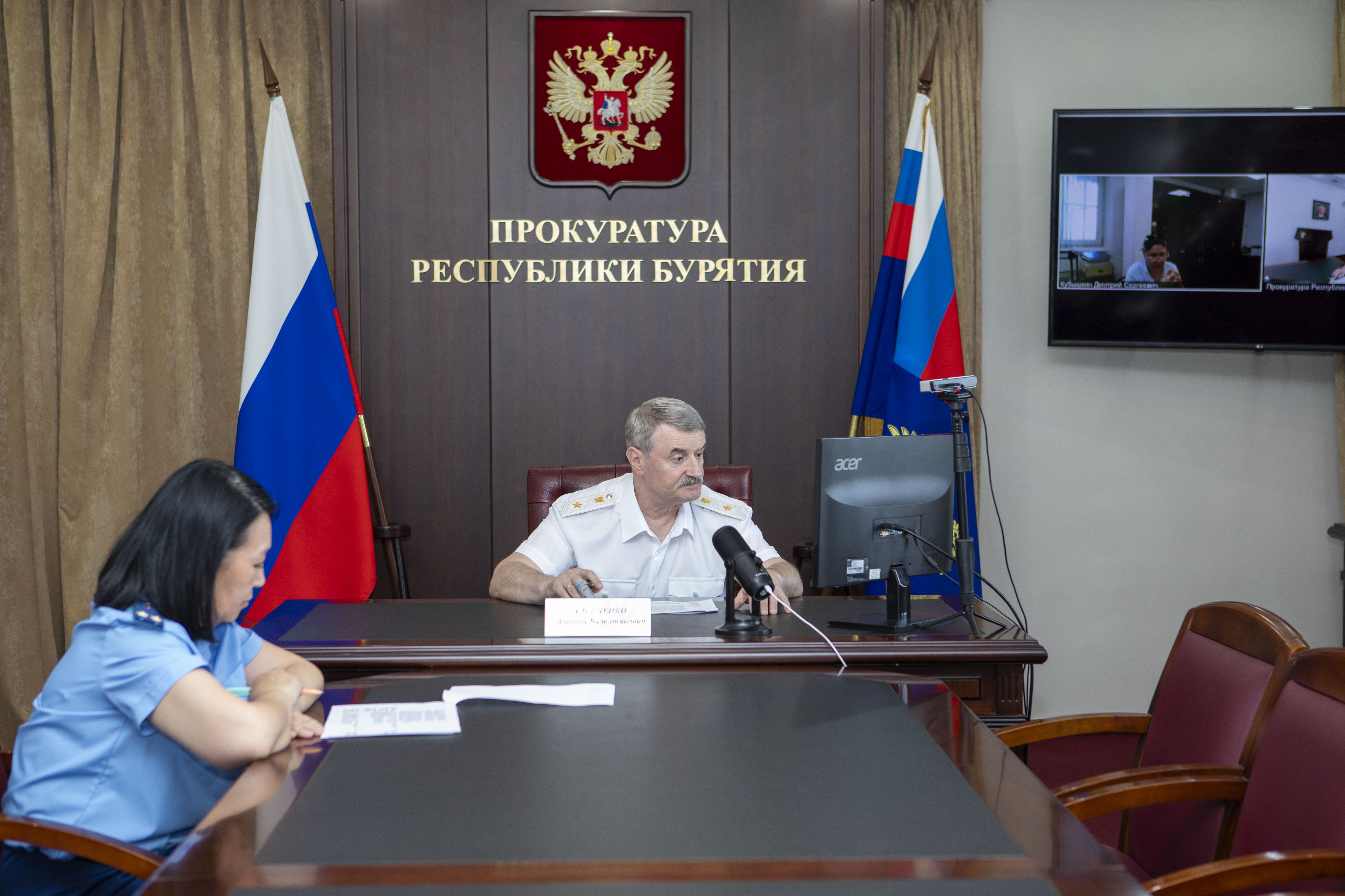Сегодня исполняющий обязанности прокурора республики Алексей Шевченко в режиме видеоконференцсвязи провел прием жителей шести районов республики