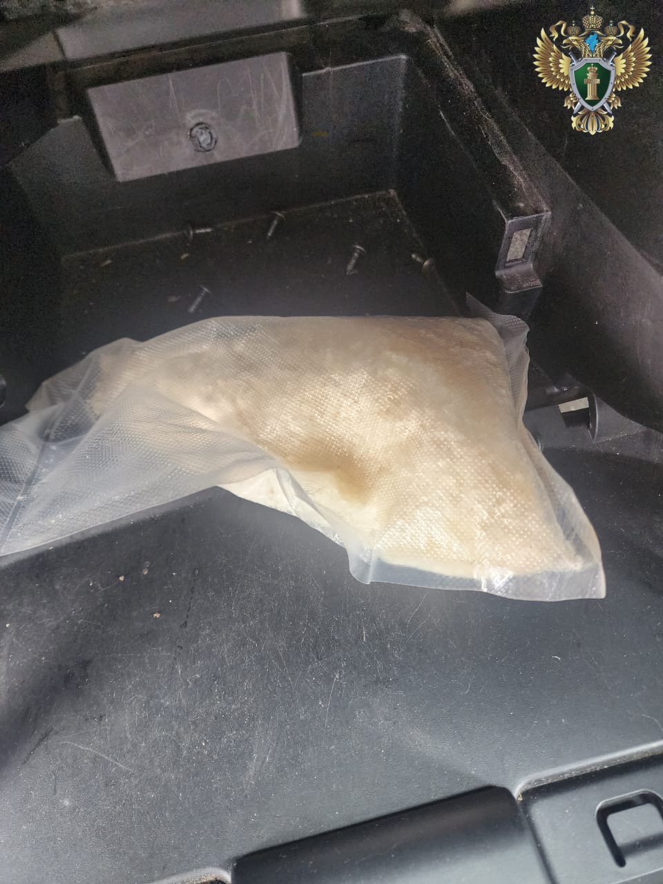 В Хабаровском крае перед судом предстанет молодая женщина за попытку сбыта крупной партии наркотиков и легализацию имущества, полученного преступным путем