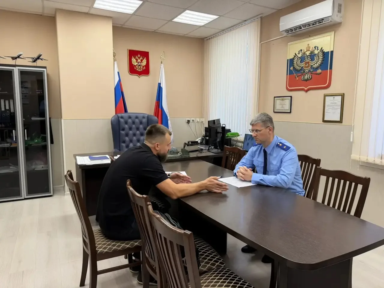 Приволжский транспортный прокурор Максим Суров провел личные приемы жителей и предпринимателей в Башкортостане и Самарской области