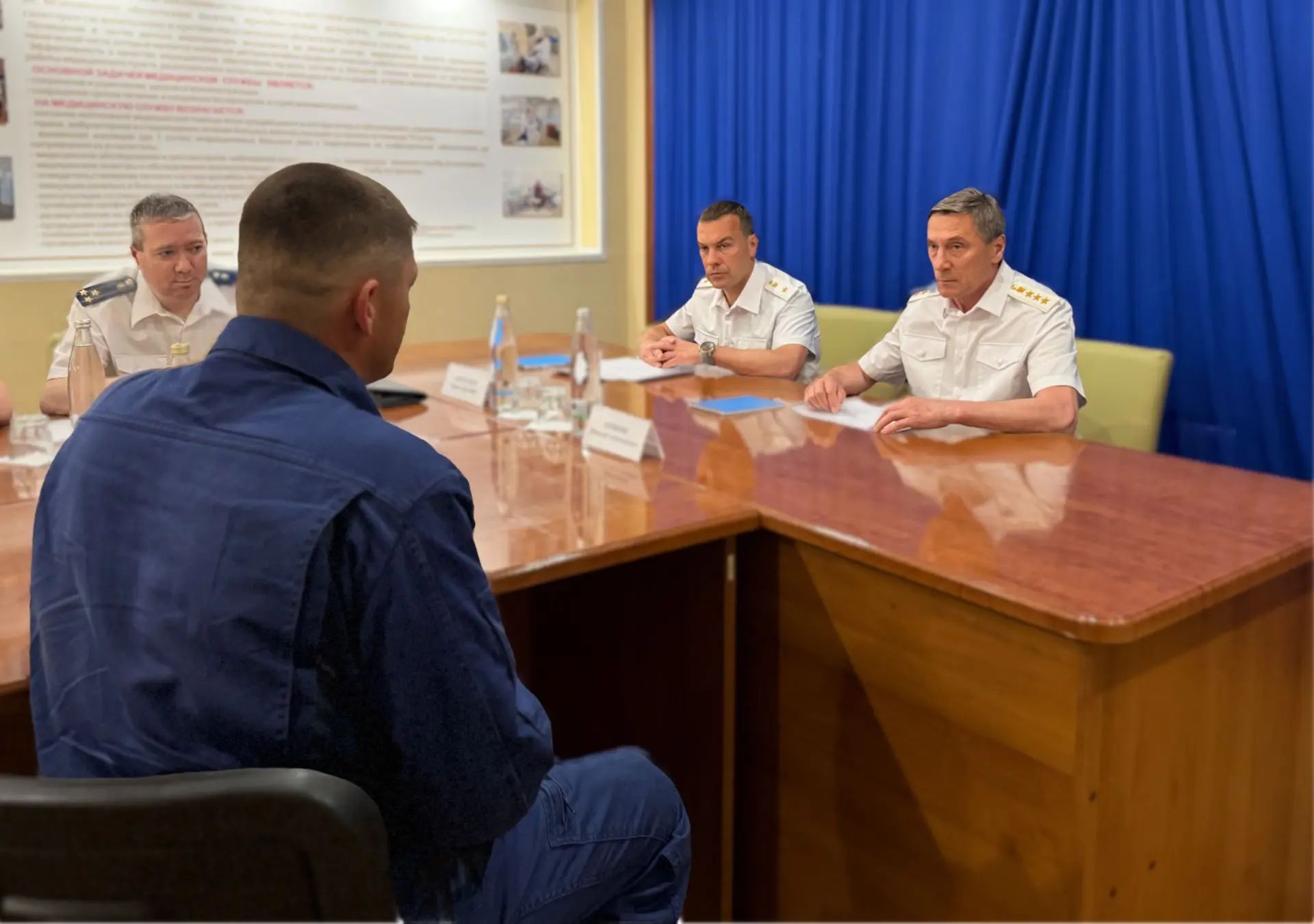 Заместитель Генерального прокурора Российской Федерации Николай Шишкин провел личный прием военнослужащих