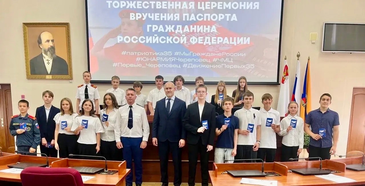 В преддверии государственного праздника - Дня России работники органов прокуратуры области приняли участие в различных патриотических и информационно-просветительских мероприятиях