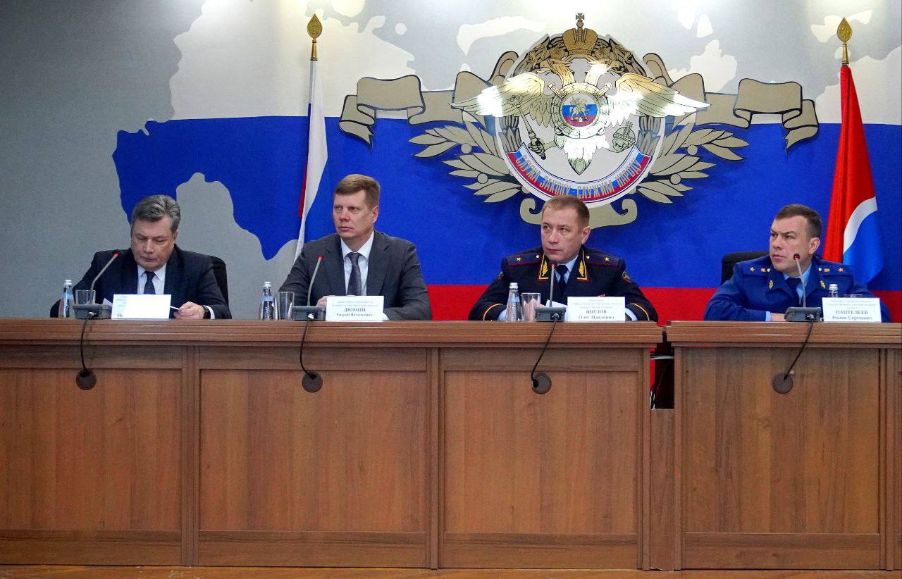 Прокурор Амурской области Роман Пантелеев принял участие в итоговом заседании коллегии регионального управления МВД