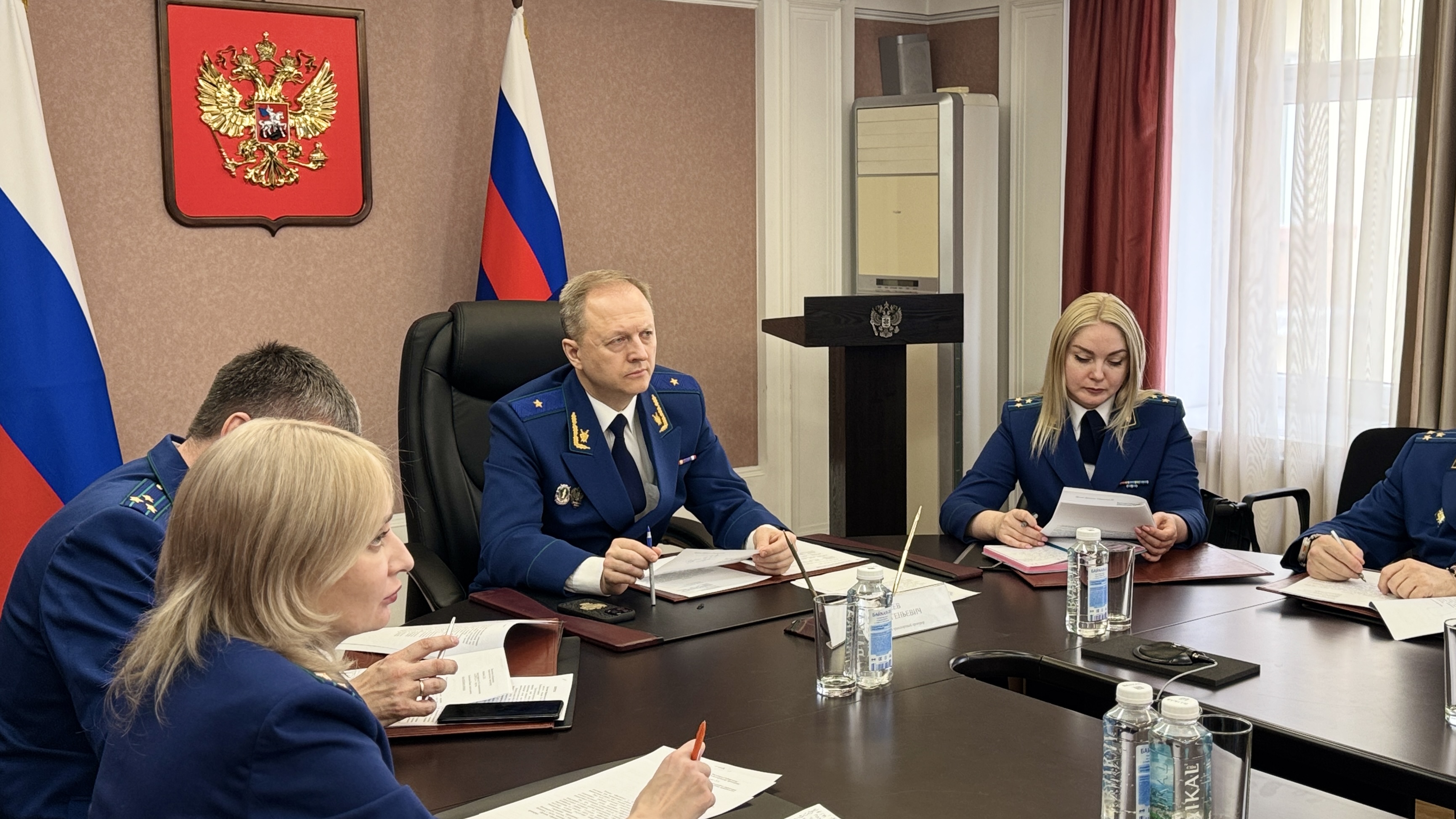 Восточно-Сибирский транспортный прокурор провел прием представителей бизнес-сообщества Республики Саха (Якутия)