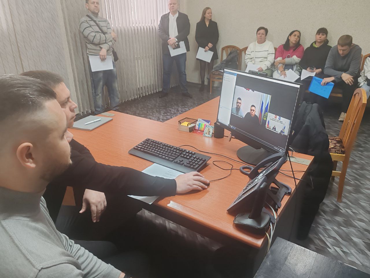 Исполняющий обязанности Амурского бассейнового природоохранного прокурора принял граждан в р.п. Солнечный Хабаровского края